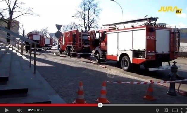 Akcja strażacka przed Filharmonią Częstochowską
