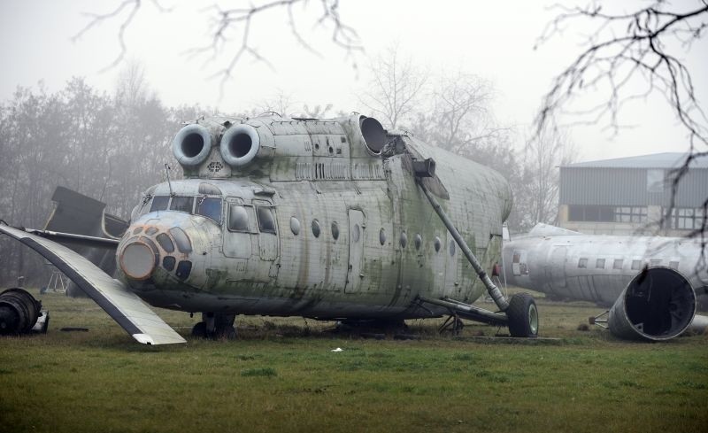 Smutny widok. Miało być muzeum lotnictwa w Łodzi, a...