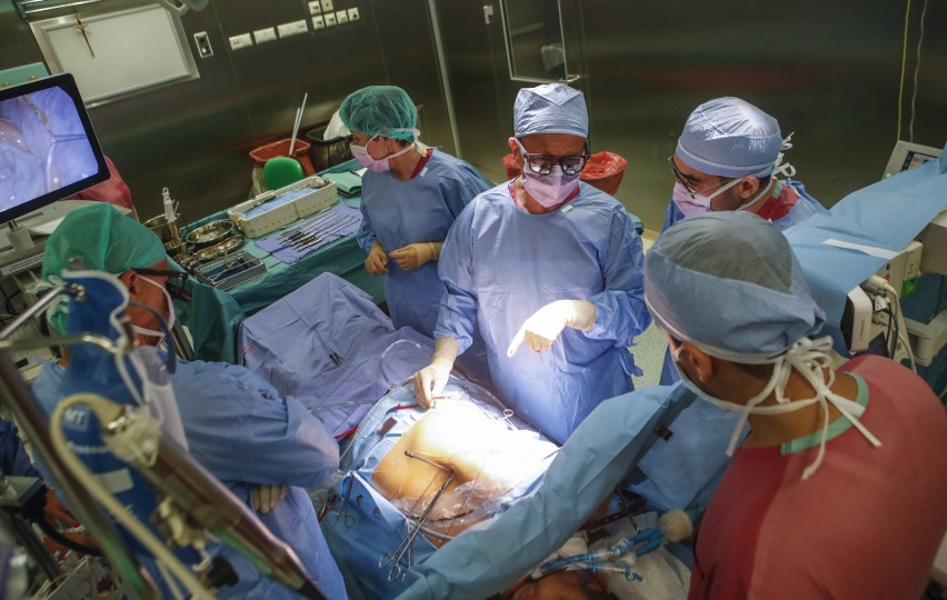 Pokazowy zabieg kardiochirurgiczny dla lekarzy z Arabii Saudyjskiej w Klinicznym Szpitalu Wojewódzkim nr 2 w Rzeszowie