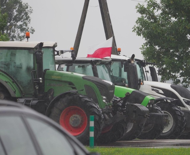 W większości lokalizacji w województwie kujawsko-pomorskim udział w blokadach zapowiedziało co najmniej stu rolników z ciężkim sprzętem. W Bydgoszczy może być ponad 200 protestujących.