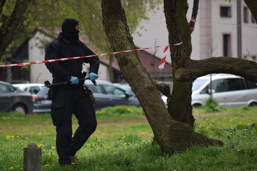 Zabójca policjanta został tymczasowo aresztowany. Grozi mu...