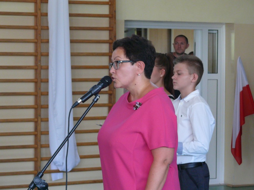 Mazowiecka inauguracja roku szkolnego w Szkole Podstawowej numer 26 na Wośnikach w Radomiu. Przybyli ważni politycy