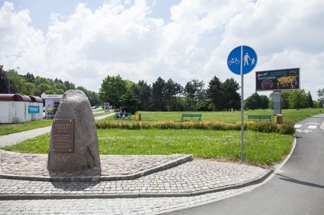 Teren przy skrzyżowaniu ul. Wojska Polskiego i al. Palki będzie nosił imię: skwer Powstańców Warszawskich.