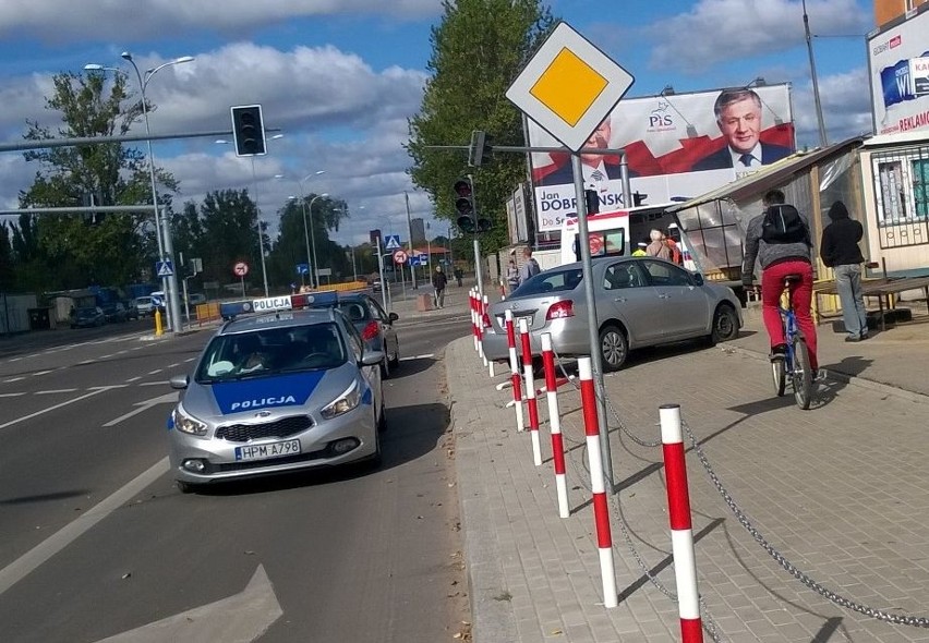 Kobieta zasłabła za kierownicą na ulicy Jurowieckiej w...