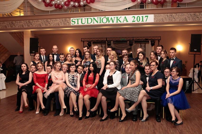 Studniówki 2017 - Zespół Szkół Zawodowych im. Stanisława...