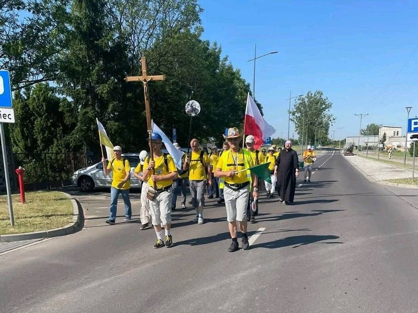 Piesza Pielgrzymka do Gietrzwałdu z udziałem pątników z makowskiej parafii pw. Św. Brata Alberta. 26-29.06.2022