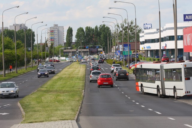 W Miejskim Zarządzie Dróg nikt już nie pamięta, kiedy wykonywano remont generalny ulicy Horoszkiewicza.