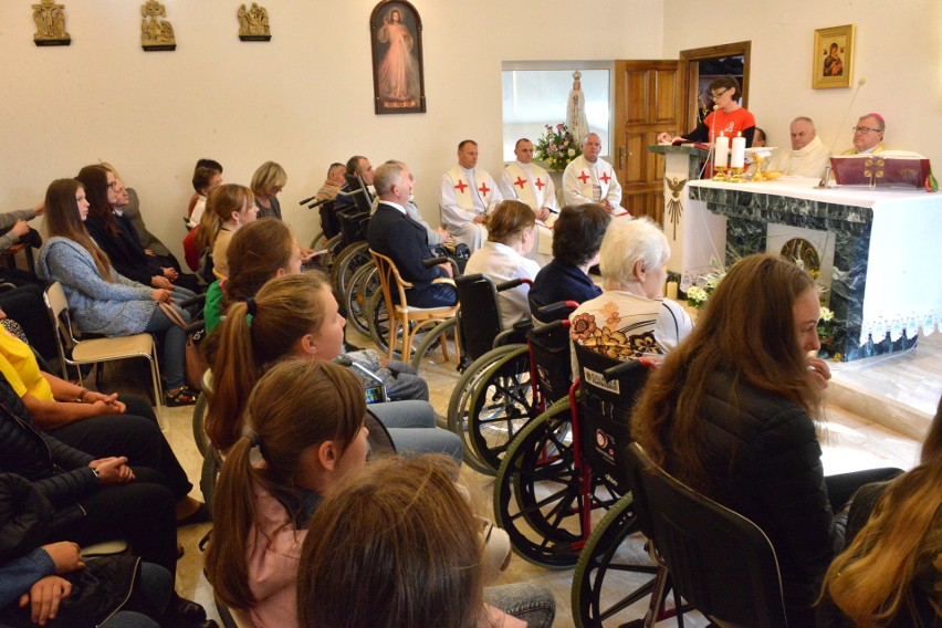 Msza święta w hospicjum w Kielcach rozpoczęła kampanię Pola Nadziei [ZDJĘCIA, WIDEO]