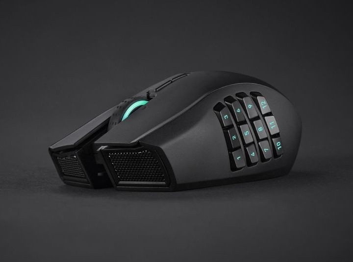 Razer Naga Epic Chroma
Razer Naga Epic Chroma