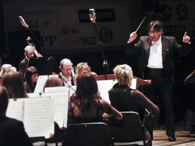 Jak zawsze na finał wystapi koszalińska orkiestra pod dyrekcją Rubena Silvy. 