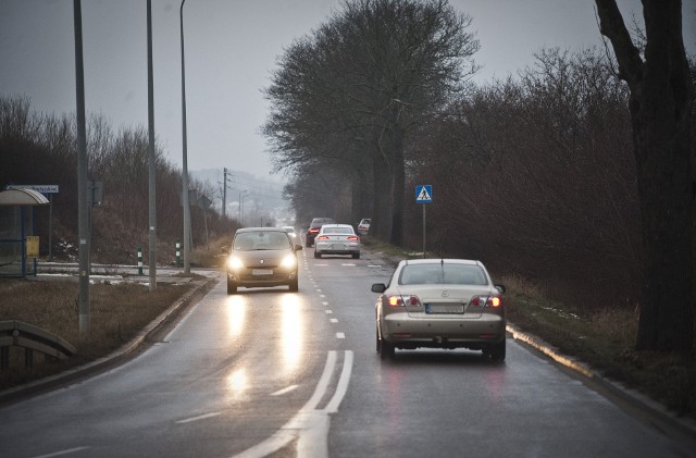 Nowa ul. Władysława IV, w rejonie działania miasta, od ronda gen. Maczka (skrzyżowanie z ul. Mazowieckiego) do węzła S6 przy dawnej pętli, będzie drogą szeroką - czteropasmową