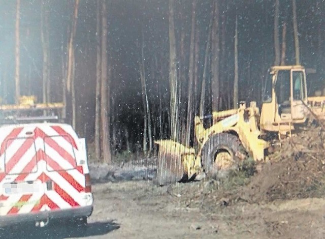 Trwa wycinka drzew w Kroczymlechu pod budowę obwodnicy zachodniej Chrzanowa. Nowa droga ma być gotowa jesienią.