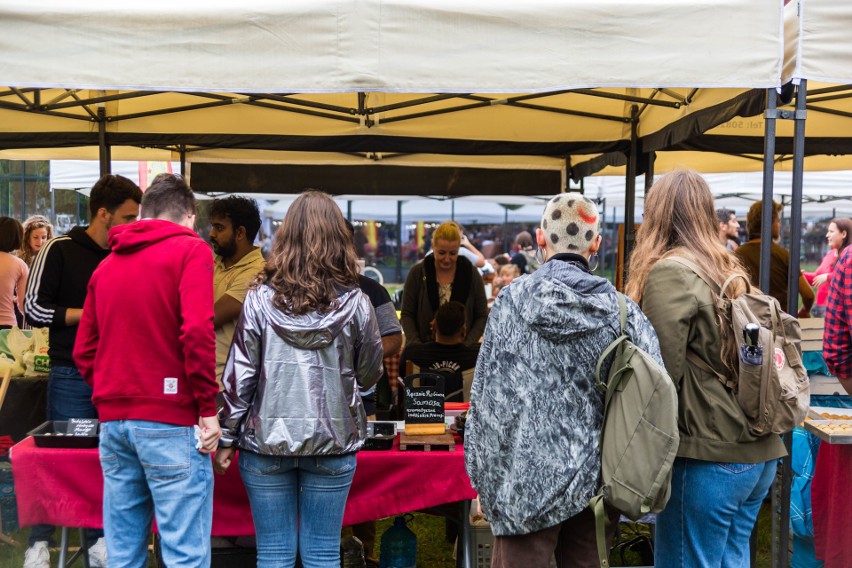 Wege Festiwal w Krakowie. Najlepsza kuchnia bezmięsna pod Wawelem [ZDJĘCIA]