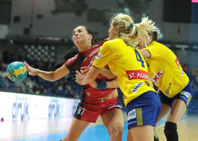 Przed rokiem Pogoń Baltica Szczecin przegrała dwumecz z rumuńską Coroną Braszów w 3. rundzie Pucharu EHF.