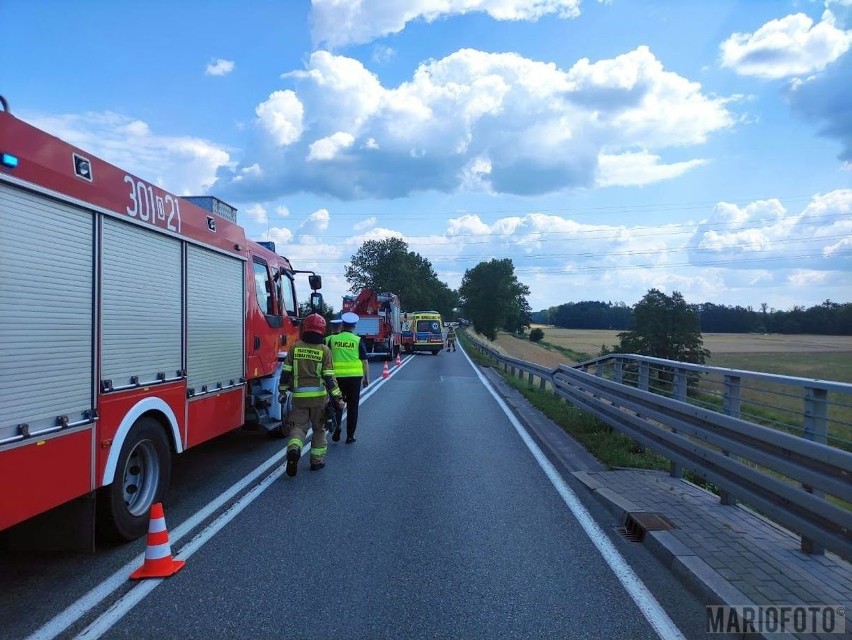 Zderzenie pojazdów na trasie DK45 Opole - Zawada