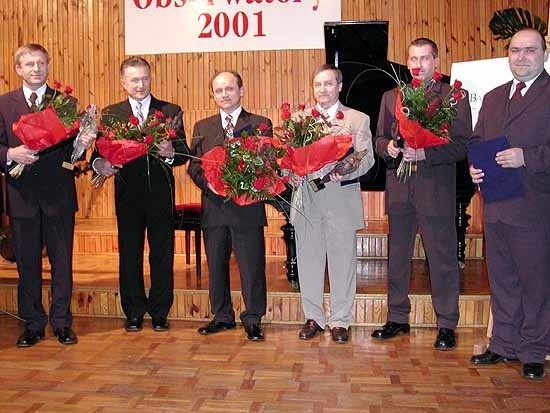 Laureaci "Obserwatorów" od lewej burmistrz Władysław Bielawa, Jan Borek, Stefan Bieszczad, Kazimierz Mikrut, zięć Stanisława Minorczyka i Ryszard Pajura
