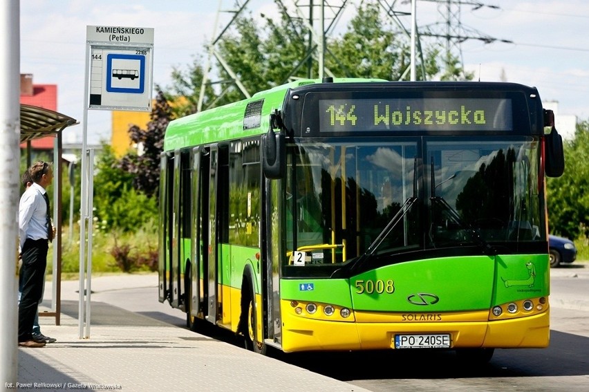 Wrocław: Od soboty na linii 144 jeździ nowy Solaris (ZDJĘCIA)