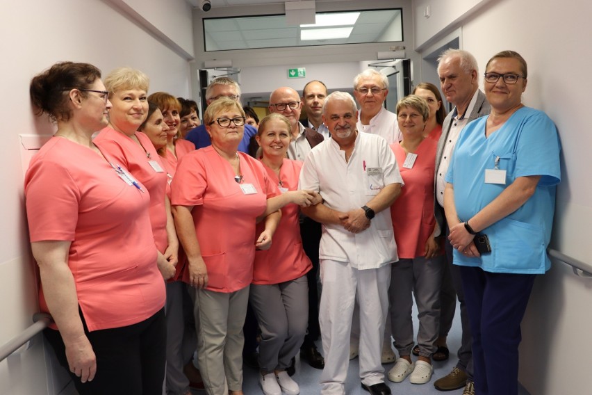 Oddział Chirurgii Ogólnej w szpitalu we Włoszczowie otwarty po przebudowie za ponad 3,5 miliona złotych. Zobacz nowe zdjęcia