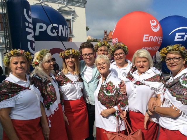 Koło Gospodyń Wiejskich w Sokołowie wzięło udział w Festiwalu dla KGW #PolskaOdKuchni w Chełmnie i pojawiło się w „Pytaniu na śniadanie” w TVP2