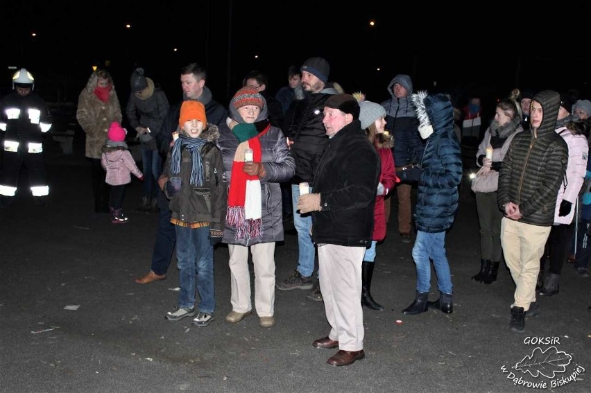 Kilkadziesiąt osób wzięło udział w proteście przeciwko mowie...