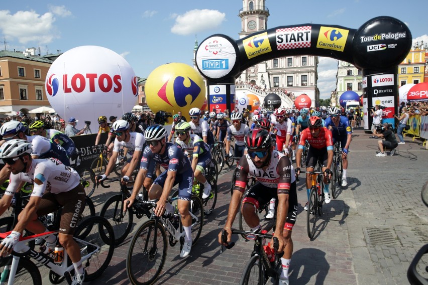 2. etap Tour de Pologne. Kolarze wystartowali z Rynku Wielkiego w Zamościu (ZDJĘCIA)