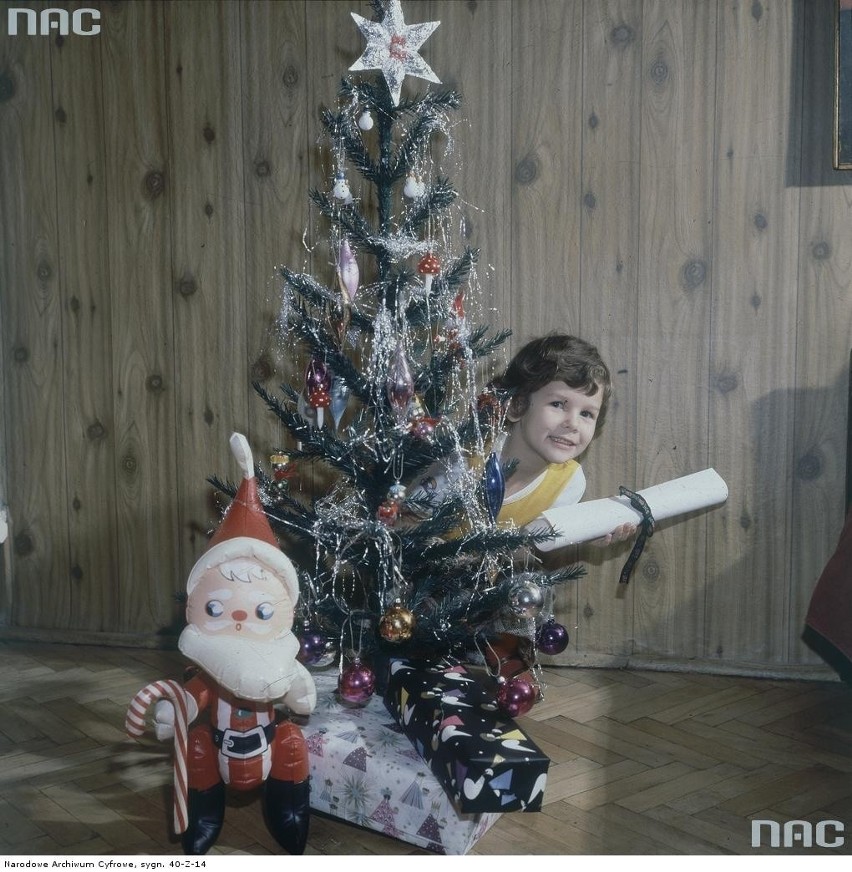 Święty Mikołaj i Dziadek Mróz na starych zdjęciach