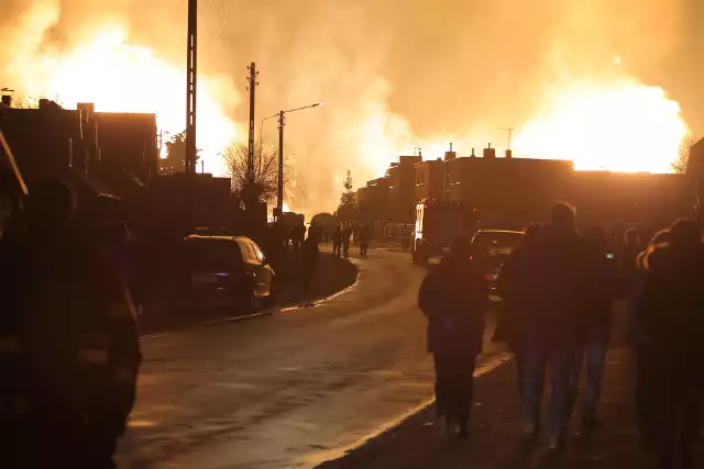 Murowana Goślina: Wybuch gazu i olbrzymi pożar pod Poznaniem