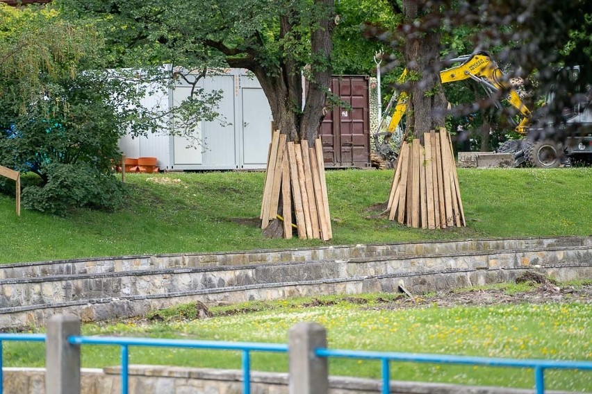 Krynica-Zdrój. Ruszyły prace w Parku Dukieta                          