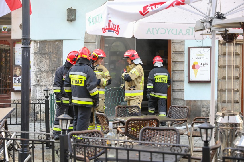 Kraków. W restauracji Wierzynek wybuchł pożar [ZDJĘCIA] 