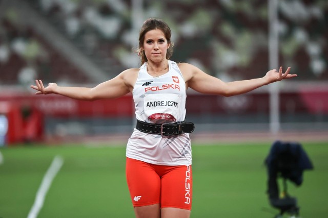 Maria Andrejczyk w dorobku ma srebrny medal olimpijski, zdobyty podczas igrzysk w Tokio (2021)
