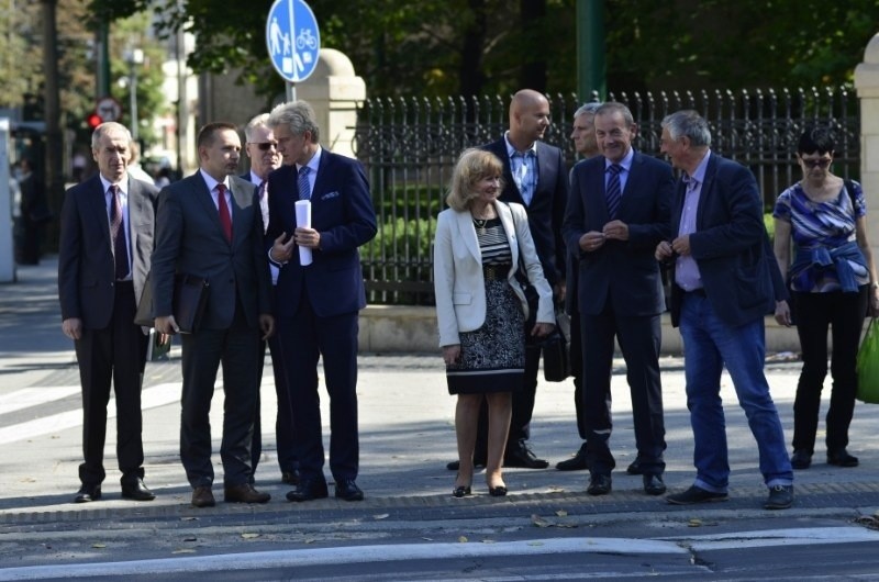 Niezależny komitet Ryszarda Grobelnego" Teraz Wielkopolska"...