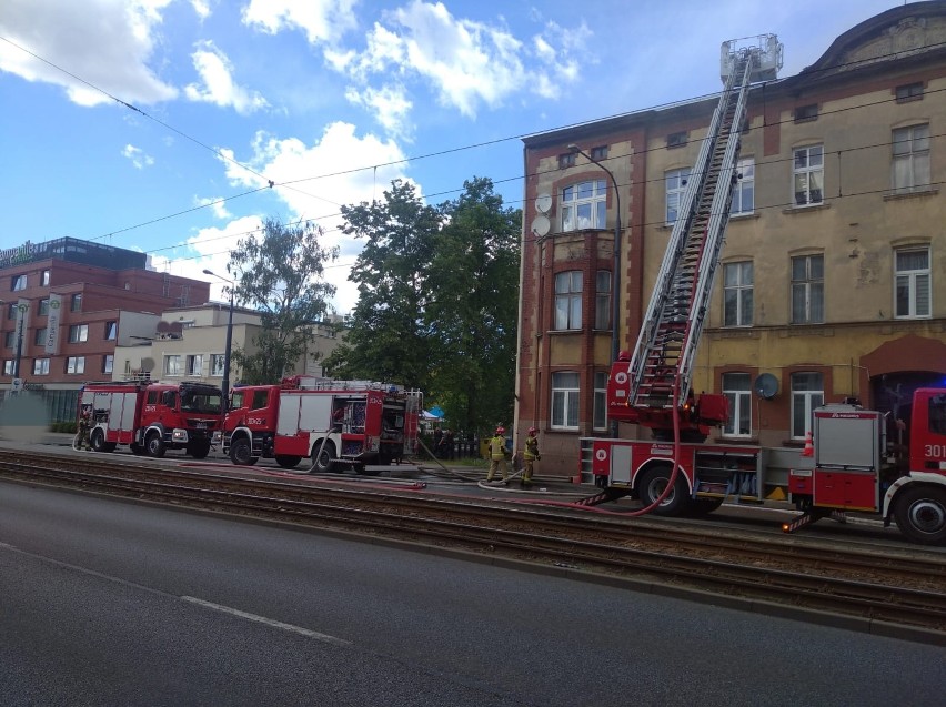 Pożar kamienicy przy ul. Jagiellońskiej 63 w Bydgoszczy