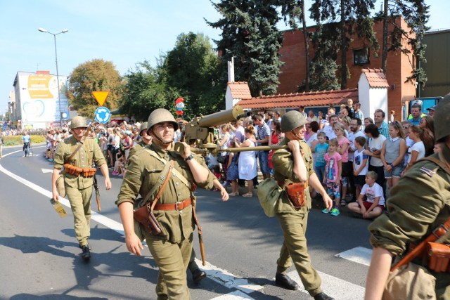 Gwarki 2016. Barwny pochód ulicami Tarnowskich Gór