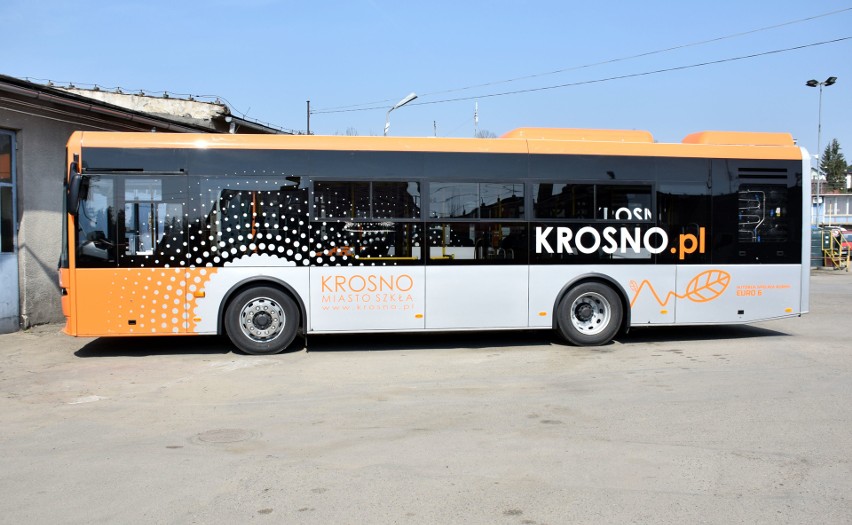 Osiem nowoczesnych autobusów miejskich marki Autosan,...