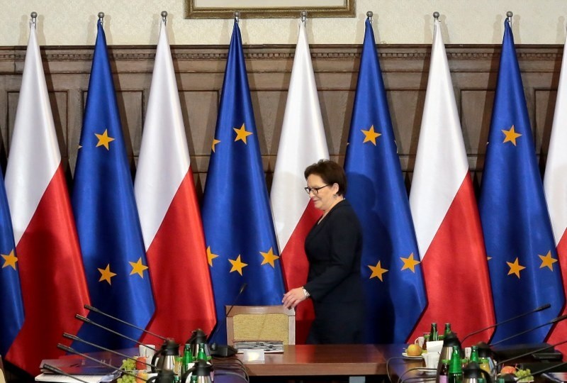 Posiedzenie rządu i protesty w Szczecinie [wideo]