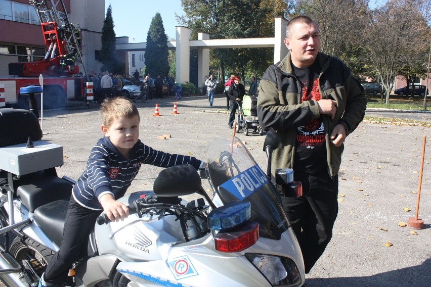 Parada motocyklowa i pokazy ratownictwa w Zawierciu [ZDJĘCIA + WIDEO]