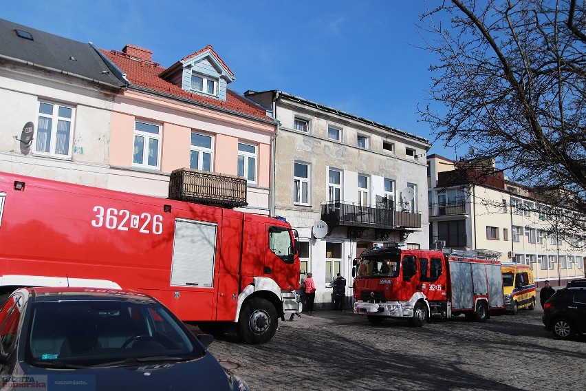 Wybuch na Starym Rynku we Włocławku. Poparzona kobieta trafiła do szpitala [zdjęcia]