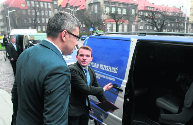 Do końca czerwca takie busy pojawią się we wszystkich gminach w regionie. Przyjadą w ramach akcji „500 bus“