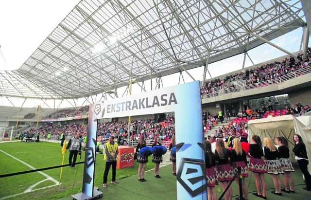 Podbeskidzie Bielsko-Biała zagra mecz z Cracovią na stadionie z nową trybuną