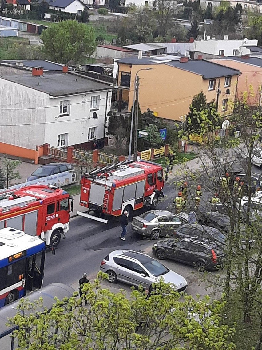 Na ul. Wyzwolenia w Bydgoszczy zderzyły się dwa auta. W...