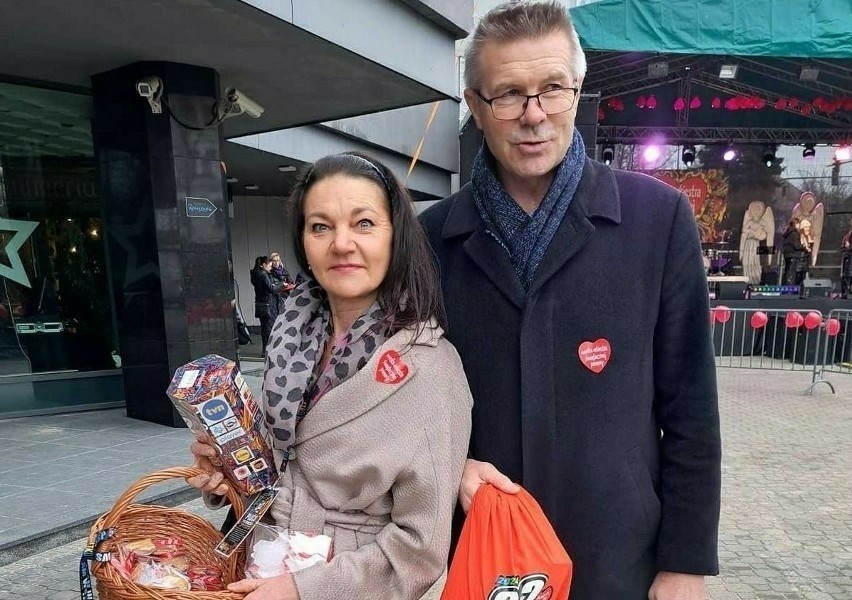 2. Bogdan i Iwona Wenta - prezydent Kielc z żoną uzbierali...