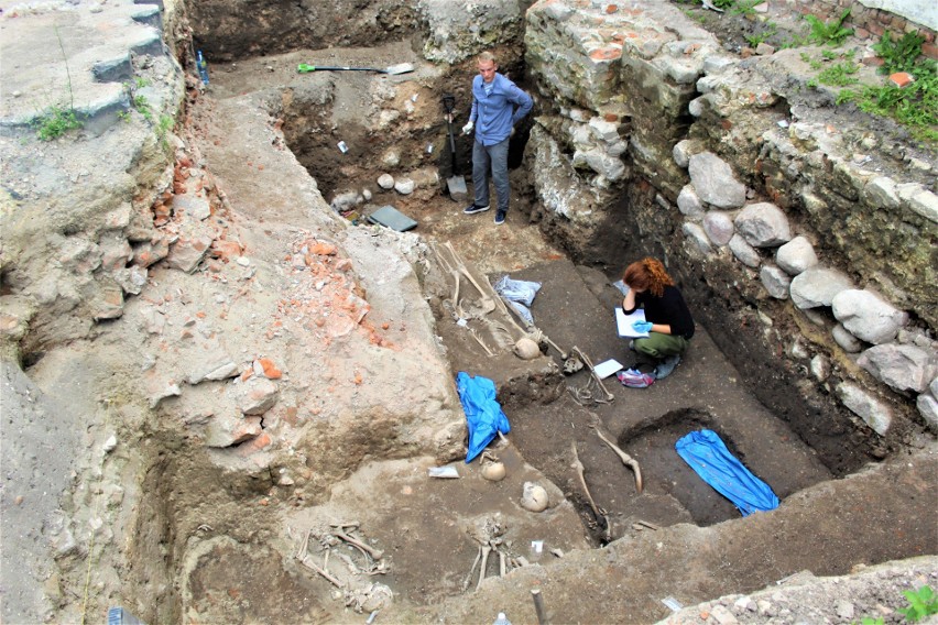 Podczas badań archeologicznych w Łęczycy, prowadzonych w...