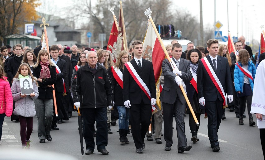 Msza święta i marsz pamięci w intencji dzieci pomordowanych w nazistowskim obozie w Łodzi [ZDJĘCIA]