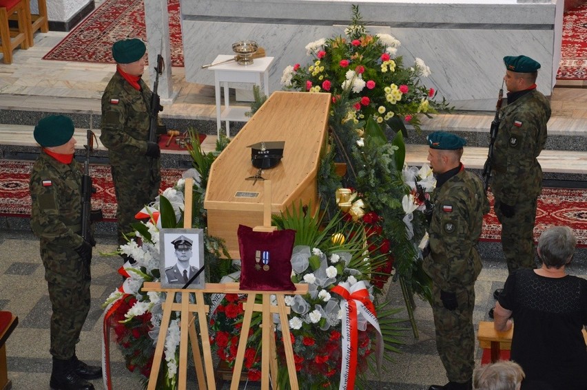 Pogrzeb tragicznie zmarłego weterana wojennego Sebastiana Marczewskiego [ZDJĘCIA, WIDEO]