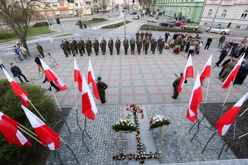 Białystok uczcił pamięć ofiar w 7. rocznicę katastrofy...