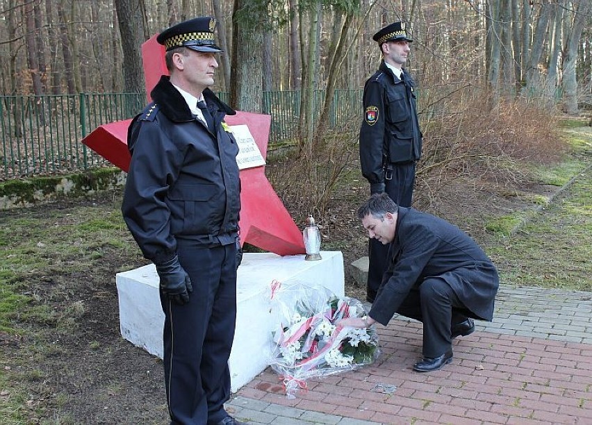 Lębork. Radny chce zastąpienia czerwonej gwiazdy na cmentarzu krzyżem prawosławnym