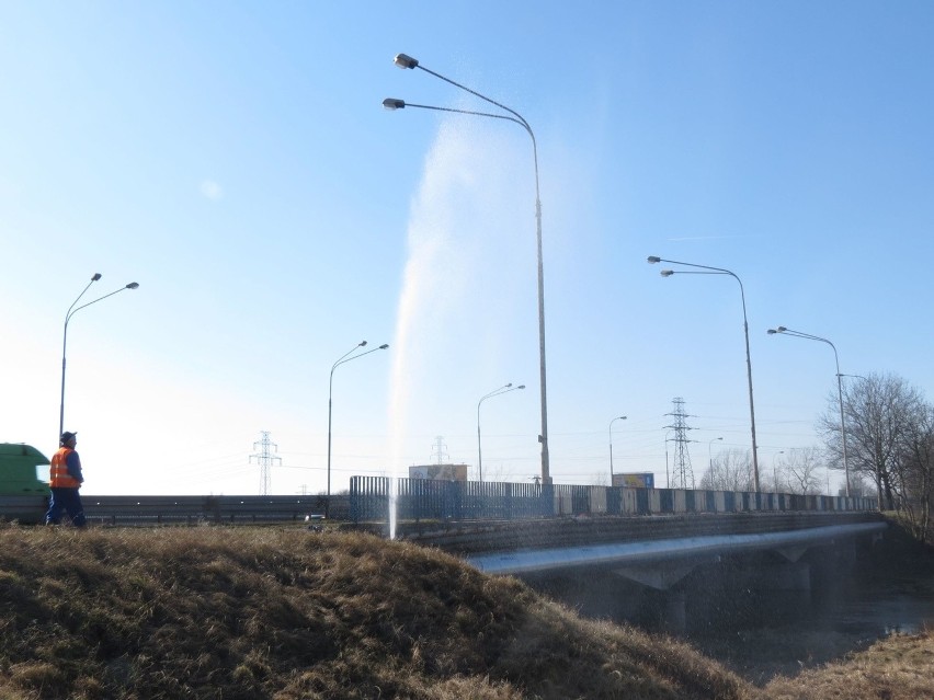 Most nad Widawą na ulicy Krzywoustego - tak wygląda dziś