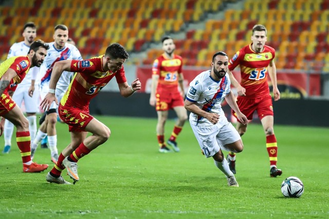 Raków Częstochowa - Jagiellonia Białystok ONLINE. Gdzie oglądać w telewizji? TRANSMISJA TV NA ŻYWO