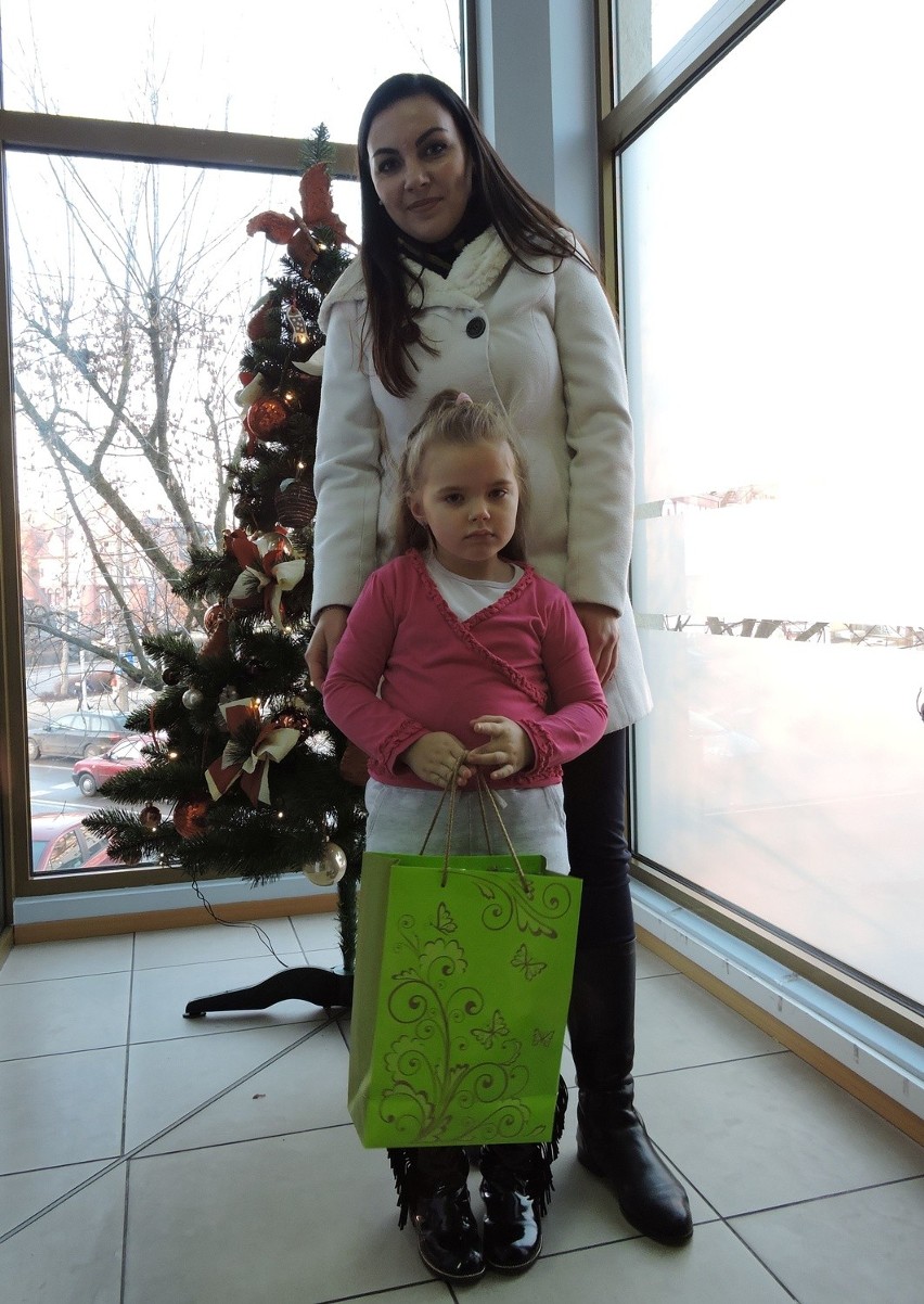 4,5-letnia Amelka Stolarczyk (razem z mamą) z Ziomka, gm....