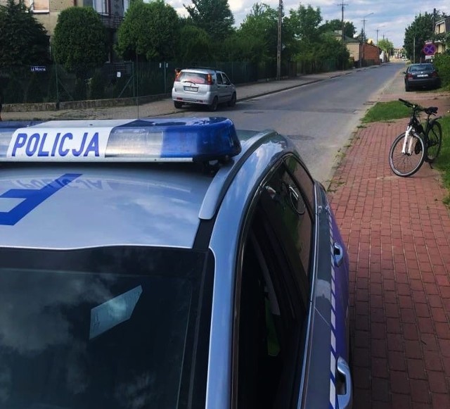 Po wypadku w Radomsku rowerzysta potrącony przez samochód trafił do szpitala w Łodzi